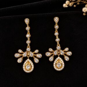 Severya Xuping Gold Işıltılı Taş Detaylı Sallantılı Küpe